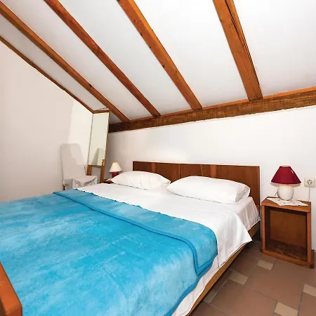 One-bedroom In *